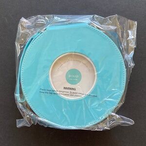 Swing Ltd. SOLO CD Case/Holds 20 CDs in Acid Free Protective Sleeves/Aqua/NEW!